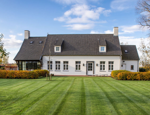 buiten schilderwerken landelijke villa door Lorenz Lafaut