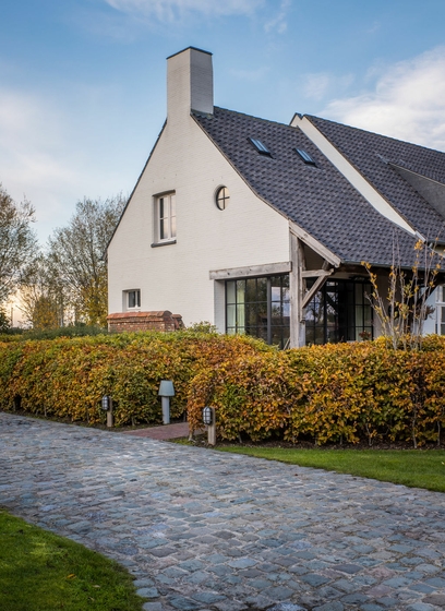 buitenschilderwerken landelijke villa door Lafaut Schilderwerken