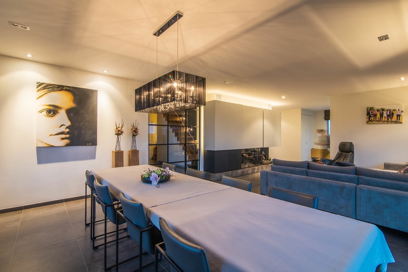 modern-landelijk wonen realisatie binnenschilderwerk door Lafaut